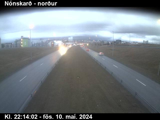 Reykjavík Mon. 22:15