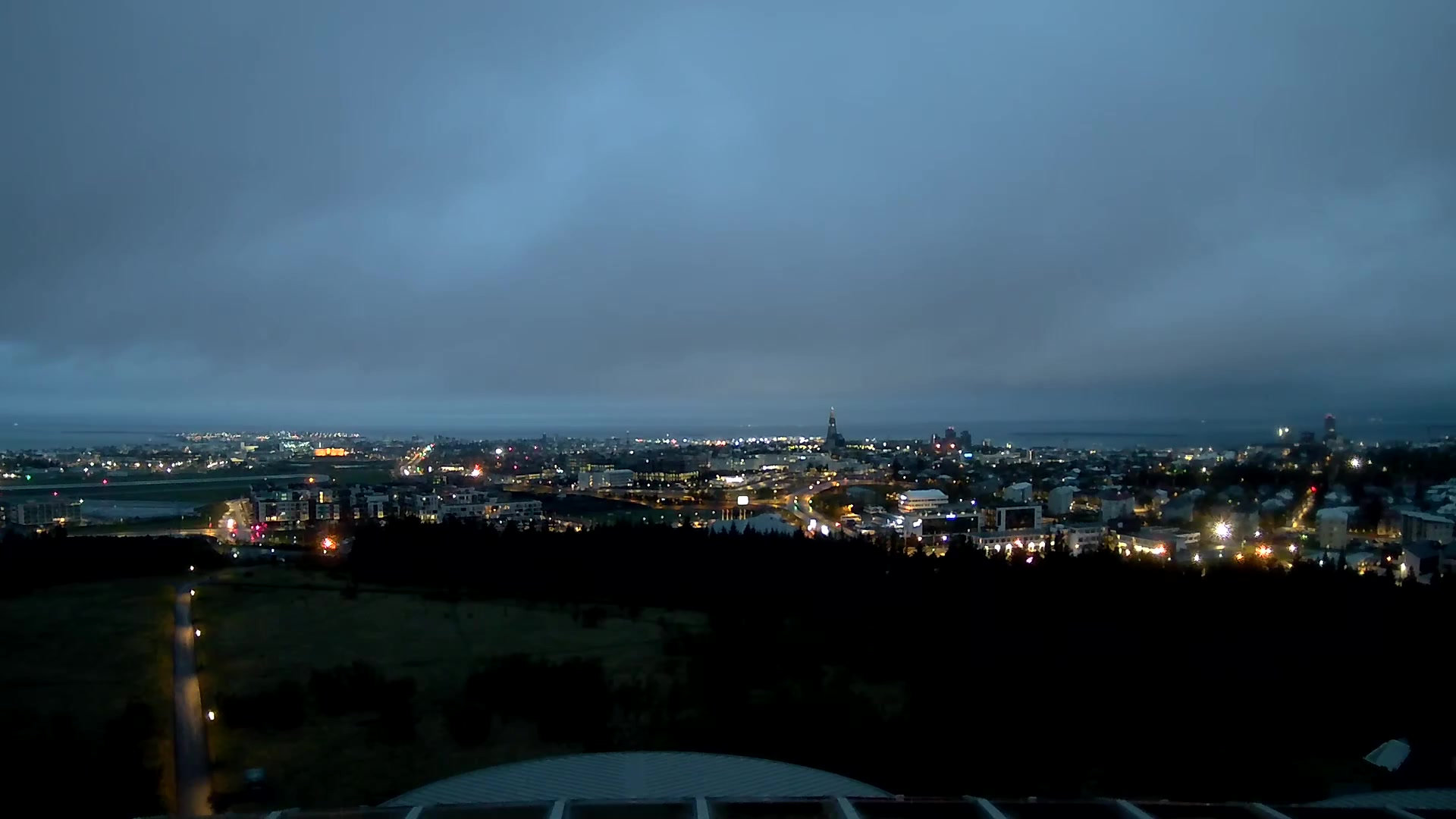 Reykjavík Søn. 01:35
