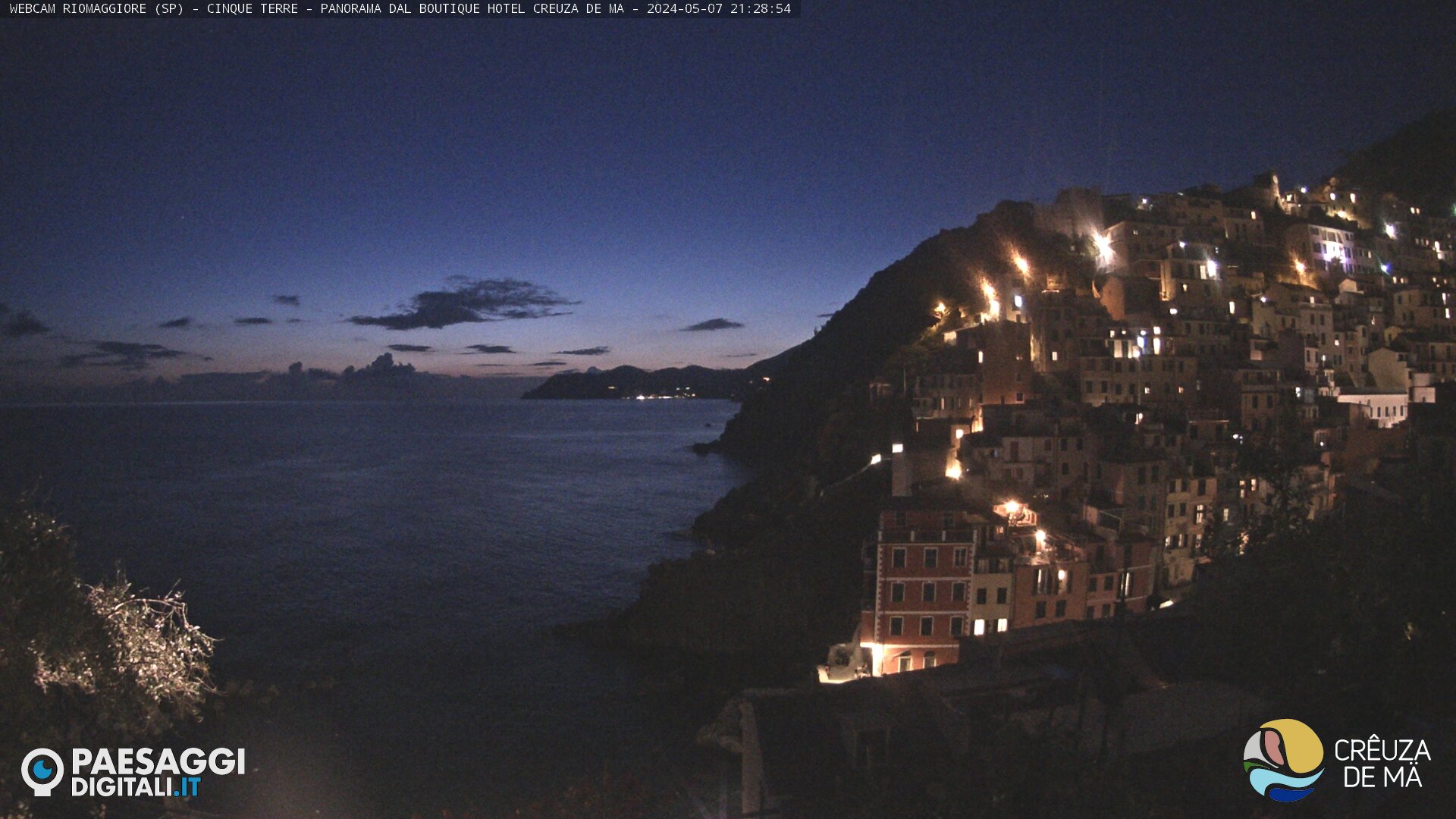 Riomaggiore (Cinque Terre) Sun. 21:31
