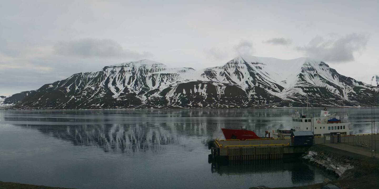 Spitsbergen - Longyearbyen Vie. 23:50