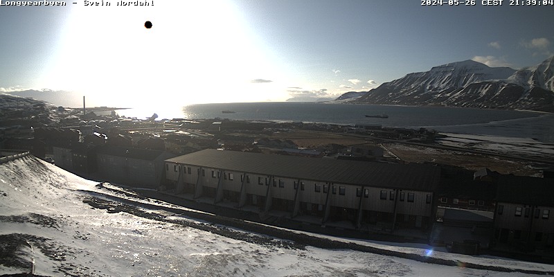 Spitsbergen - Longyearbyen Jue. 21:54