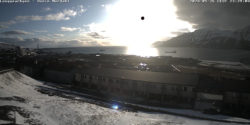 Spitsbergen - Longyearbyen Jue. 23:54