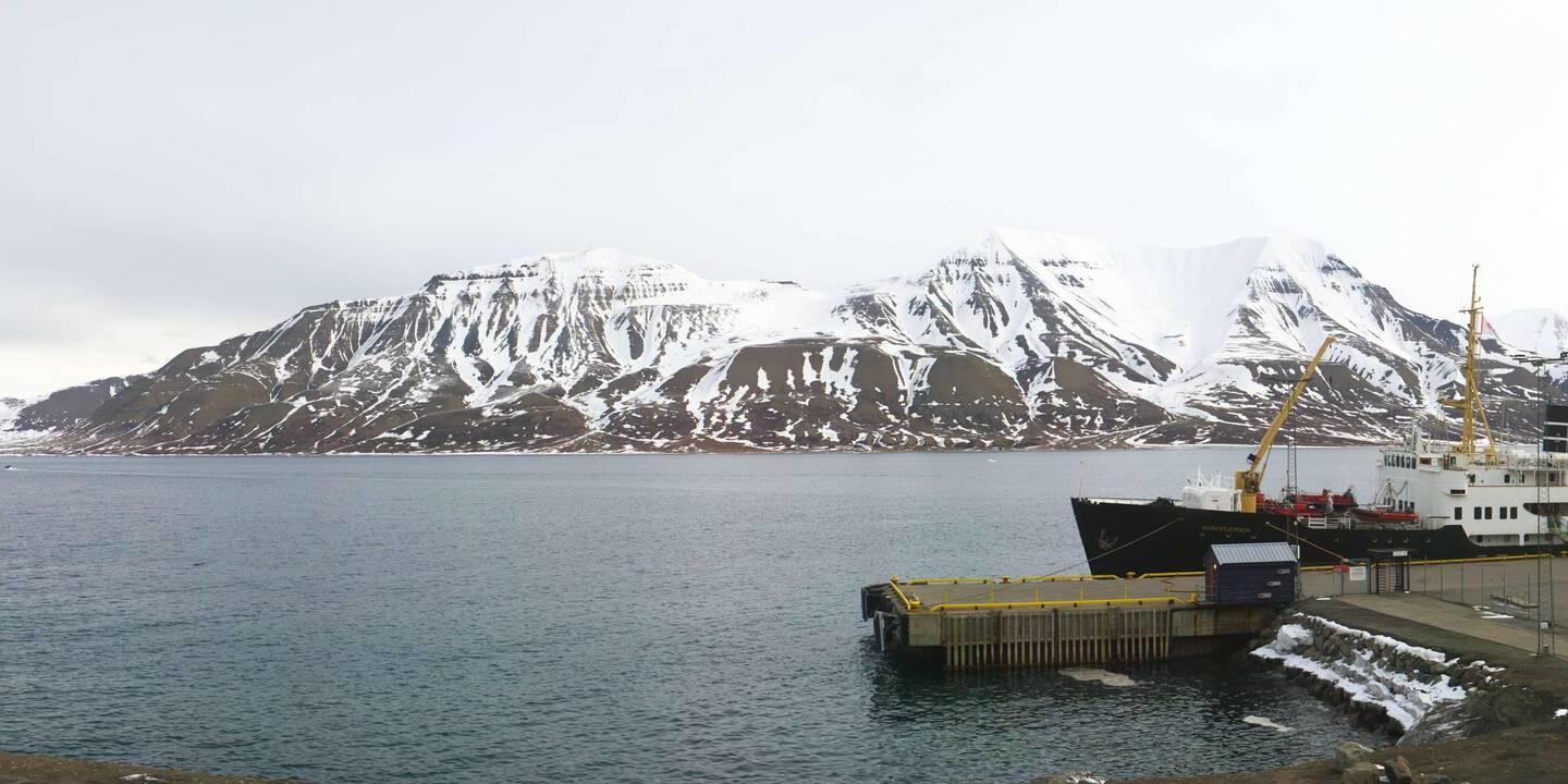 Spitzberg - Longyearbyen Di. 09:50