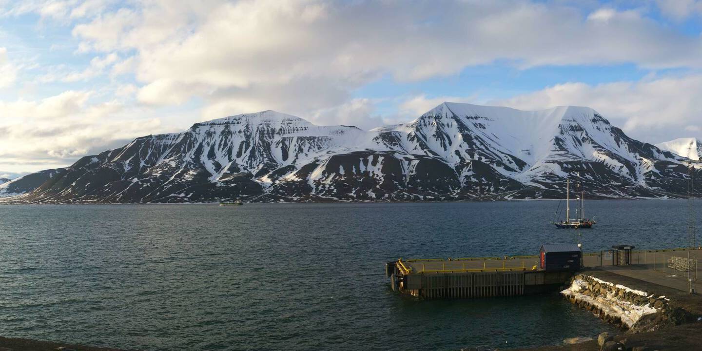 Spitzberg - Longyearbyen Sa. 22:50
