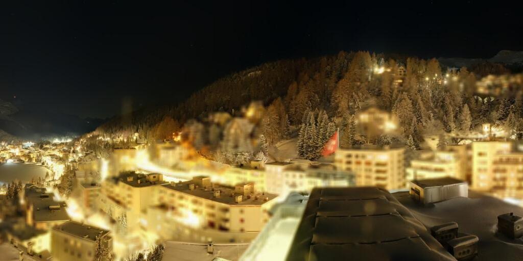 St. Moritz Moritz Sáb. 20:35