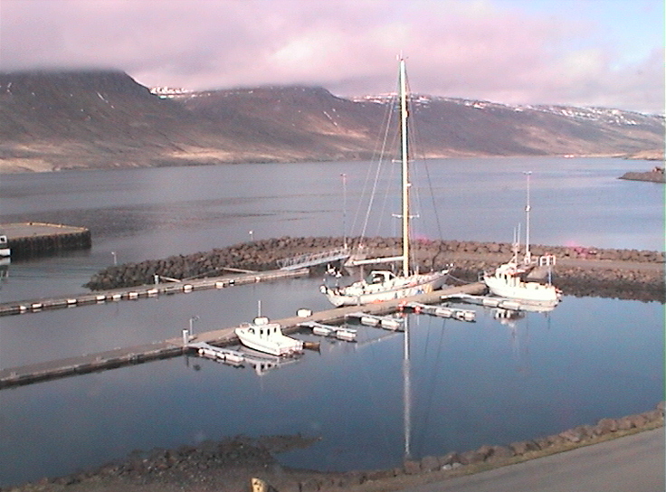 Stöðvarfjörður Thu. 08:15