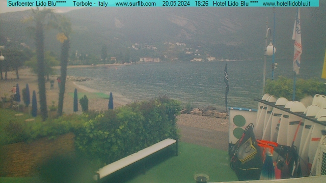 Torbole (Lago de Garda) Dom. 18:28