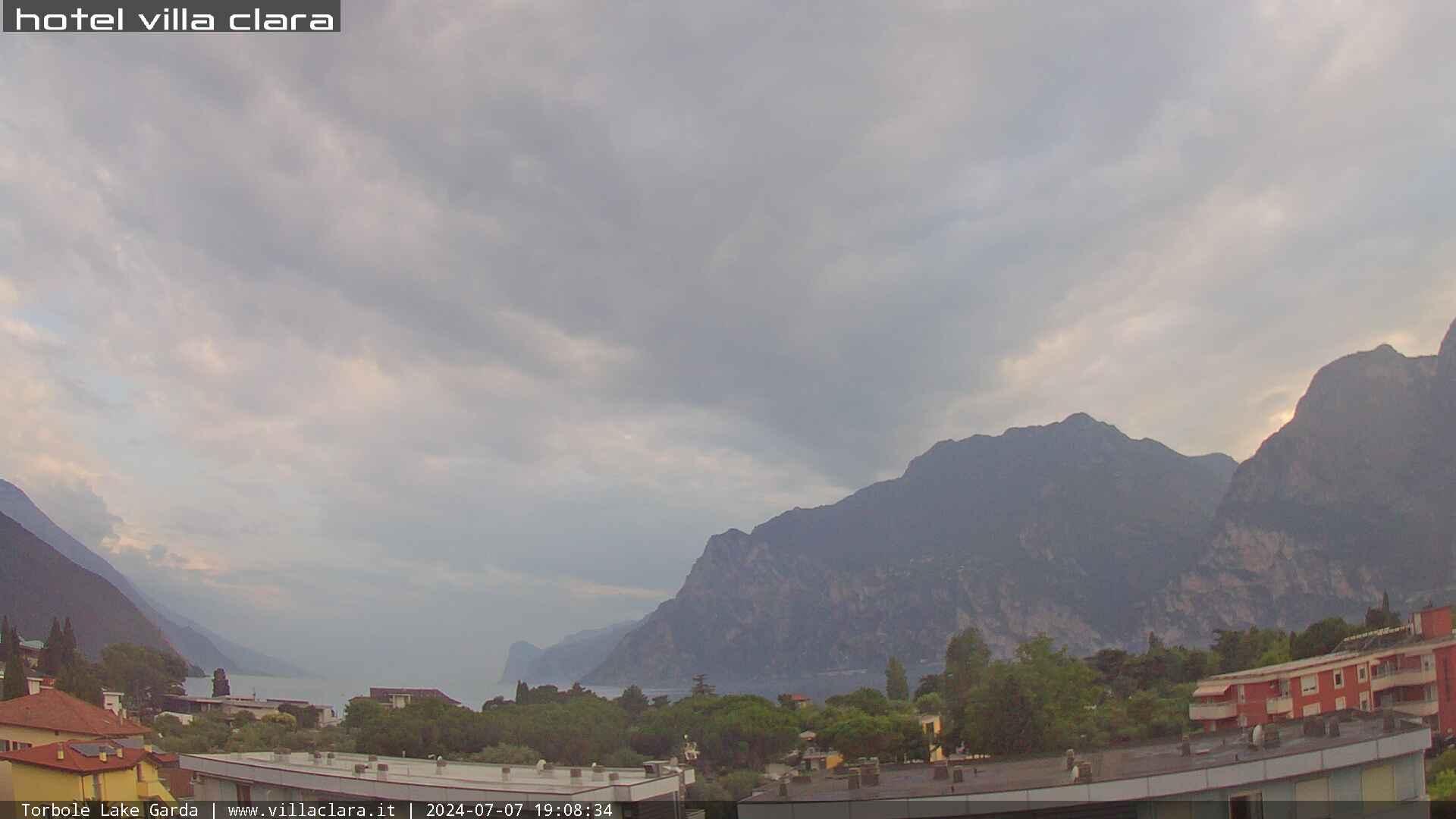 Torbole (Lake Garda) Wed. 20:09