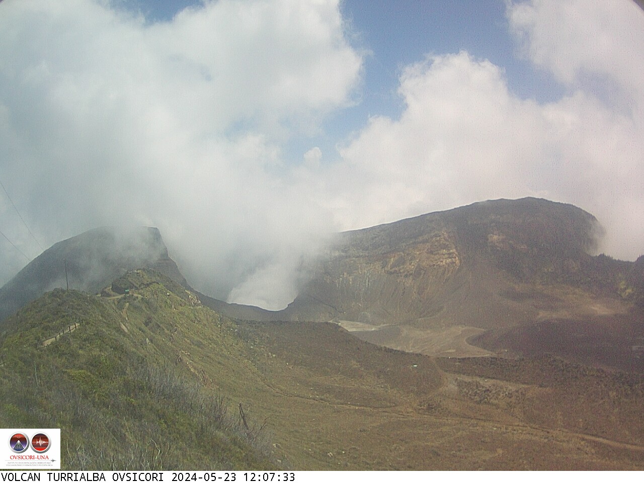 Vulkan Turrialba Ons. 12:07