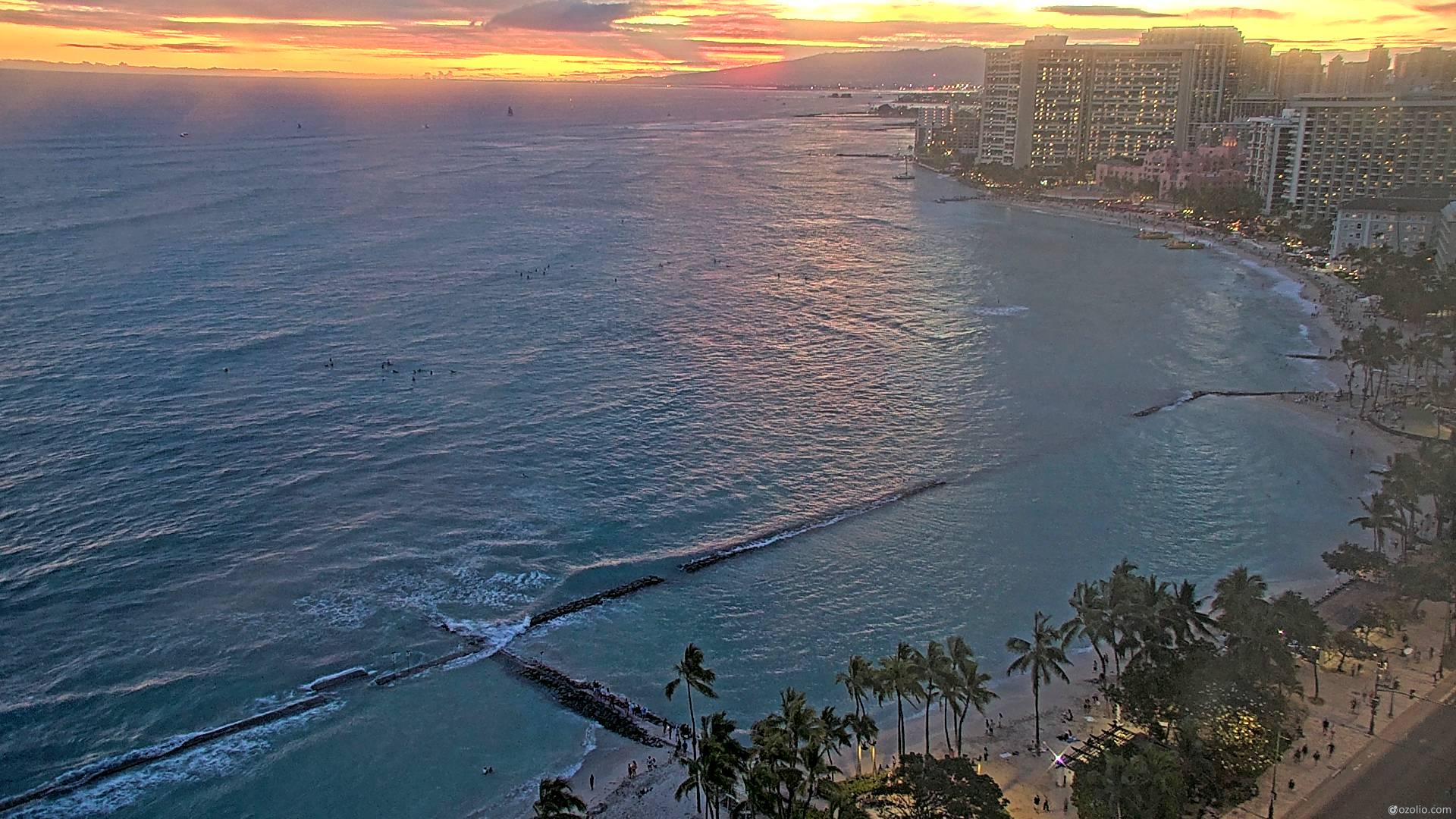 Waikiki Beach, Hawaii Tir. 19:14