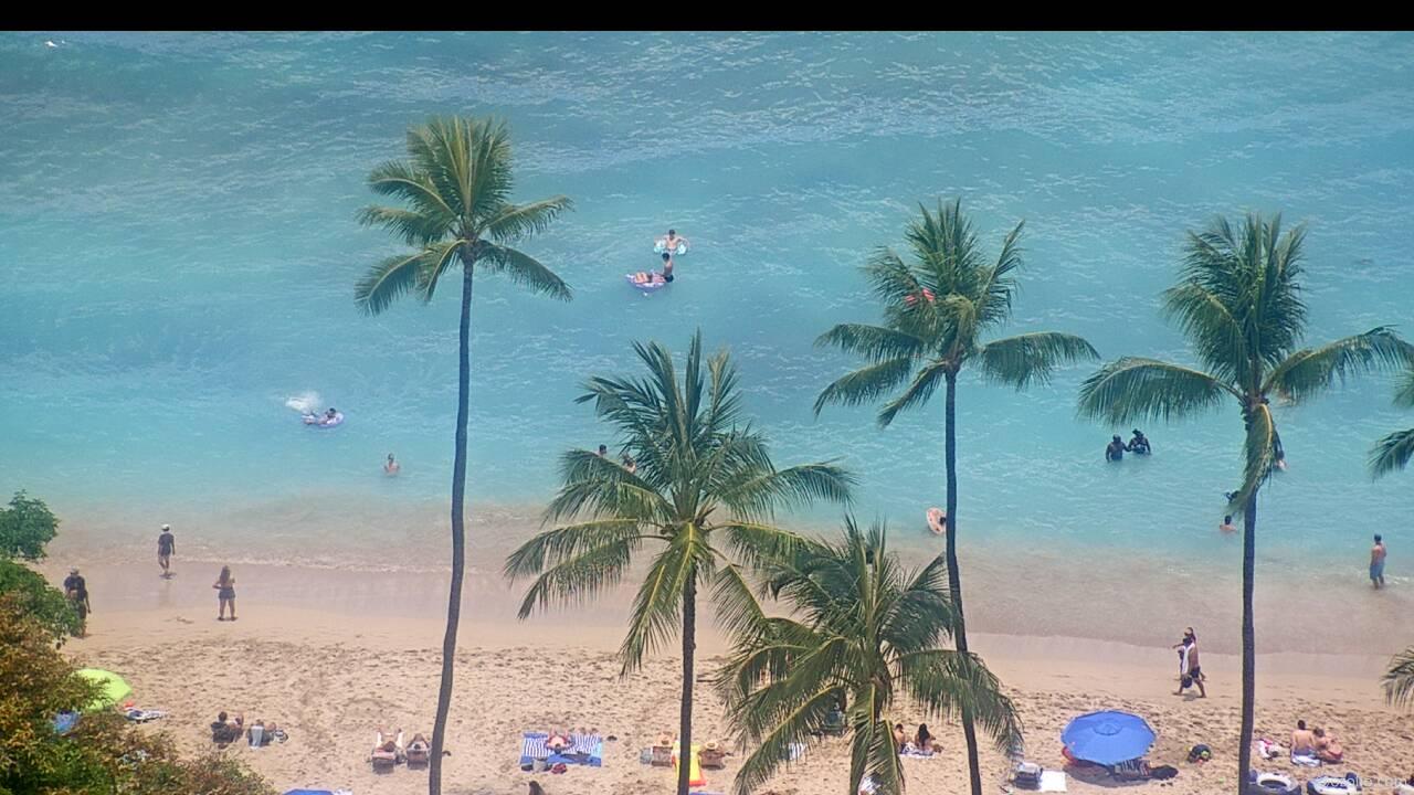 Waikiki Beach, Hawaii Sáb. 12:17