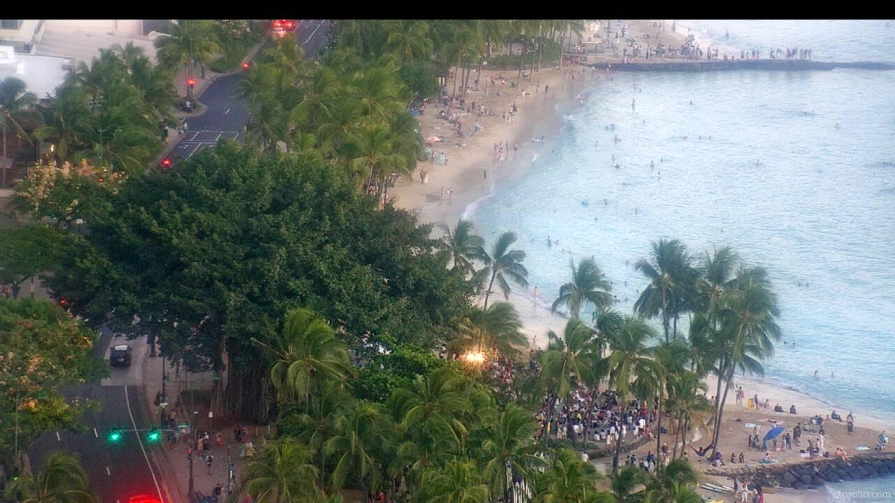 Waikiki Beach, Hawaii Lør. 19:17