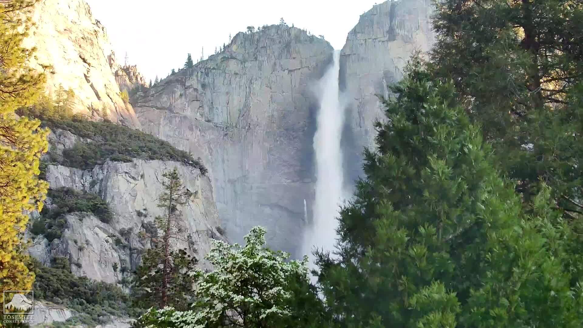 Yosemite Village, Kalifornien Do. 07:03
