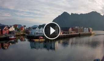 Henningsvær Lun. 05:58