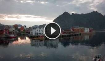 Henningsvær Lun. 23:58