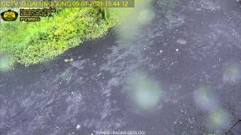 Webcam Galunggung: Vista del Cratere