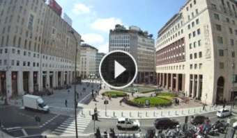 Webcam Milan: Piazza San Babila