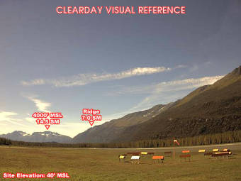Webcam Valdez, Alaska: Campo d'Aviazione Valdez (PAVD), Veduta verso l'Ovest