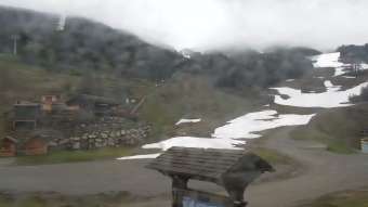 Live domaine skiable et le front de neige 1650