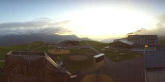 Webcam Grindelwald: roundshot 360°-Panorama Männlichen Bergstation Wengen