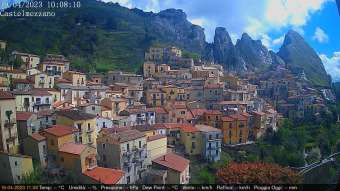 Castelmezzano Castelmezzano vor über einem Jahr