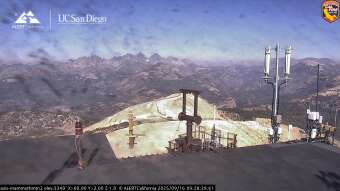 Webcam Mammoth Lakes, California: Mammoth Lakes › West: Upper Panorama Scenic Gondola Building