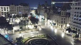 Webcam Valencia: Plaza del Ayuntamiento (Town Hall Square)