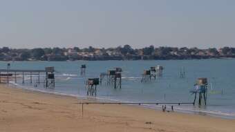 Webcam Saint-Michel-Chef-Chef: Tharon Plage